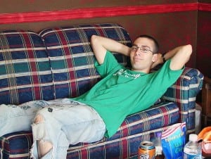 how to wean off oxycodone at home